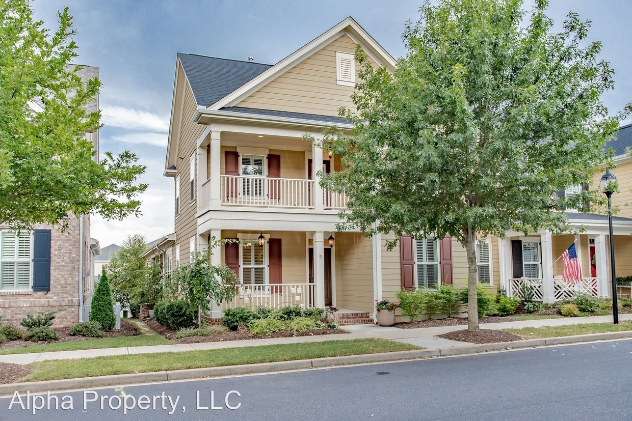 Primary Photo - 3 br, 3 bath House - 9 Hollingsworth Dr