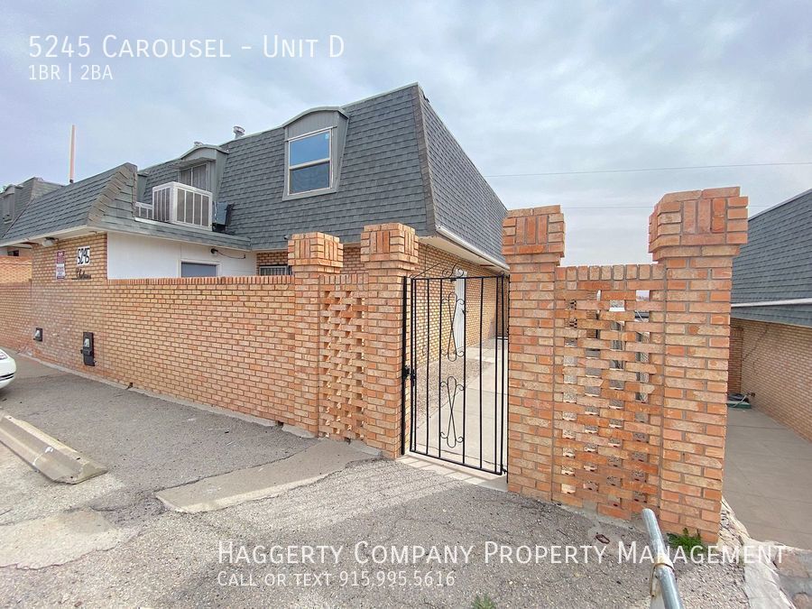 5245 Carousel Dr Unit D, El Paso, TX 79912 Room for Rent in El Paso