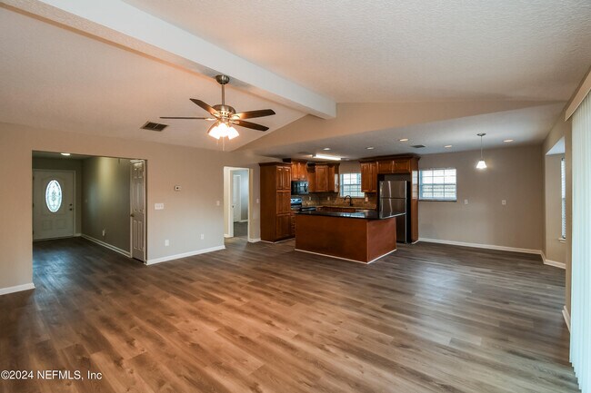 Building Photo - 6641 Ivory Crest Way