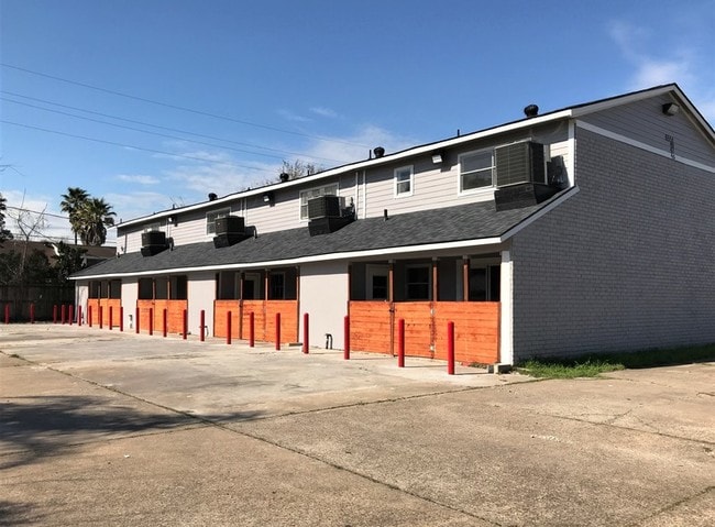 Foto del edificio - 6551 Brittmoore Rd