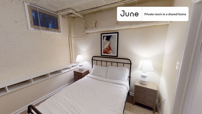 Foto del edificio - Room in Shared 5 bed/2 bath home in Dupont Circle