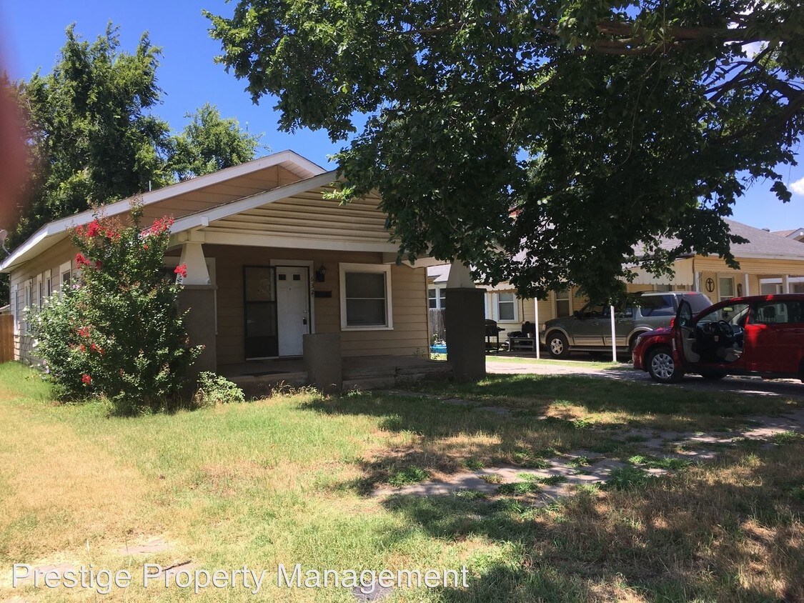 Primary Photo - 632 S Hadden Ave