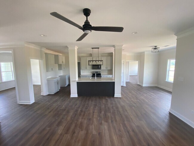 Foto del edificio - Brand New Construction in Lee County!
