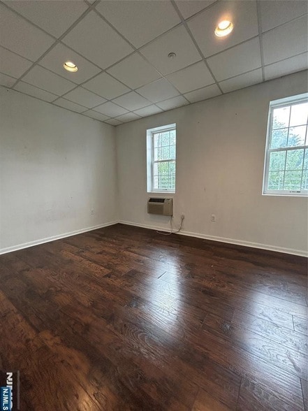 Foto del edificio - 61 Kansas St