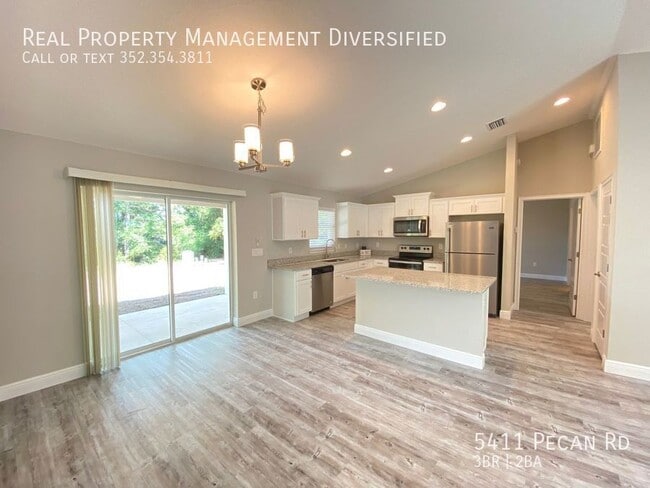 Building Photo - 5411 Pecan Rd