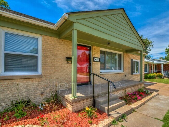 Foto del edificio - 2132 Andover Ct