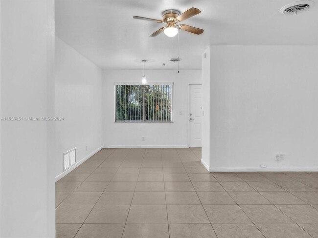 Foto del edificio - 188 SE 27th Way
