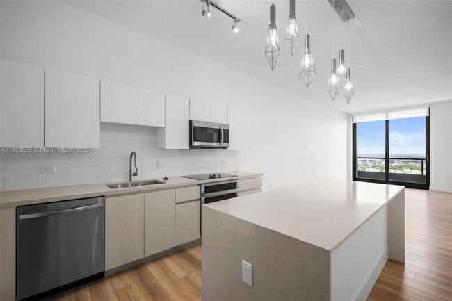 Photo - 101 Diplomat Pkwy Apartment