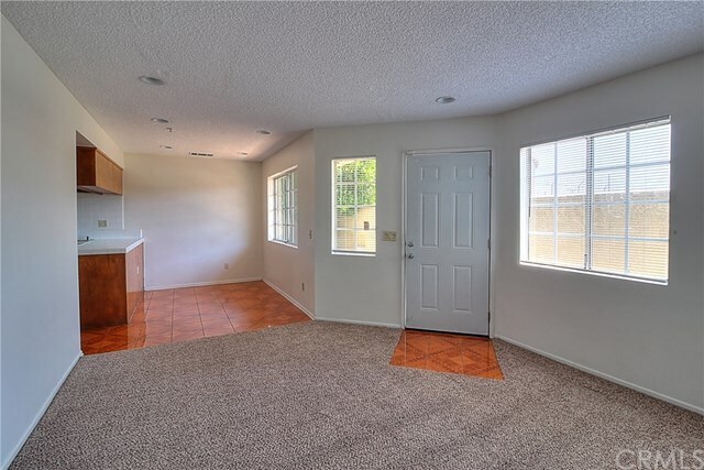 Building Photo - 9333 Elm Vista Dr