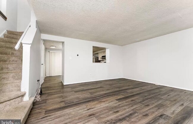 Building Photo - 4759 Hersand Ct