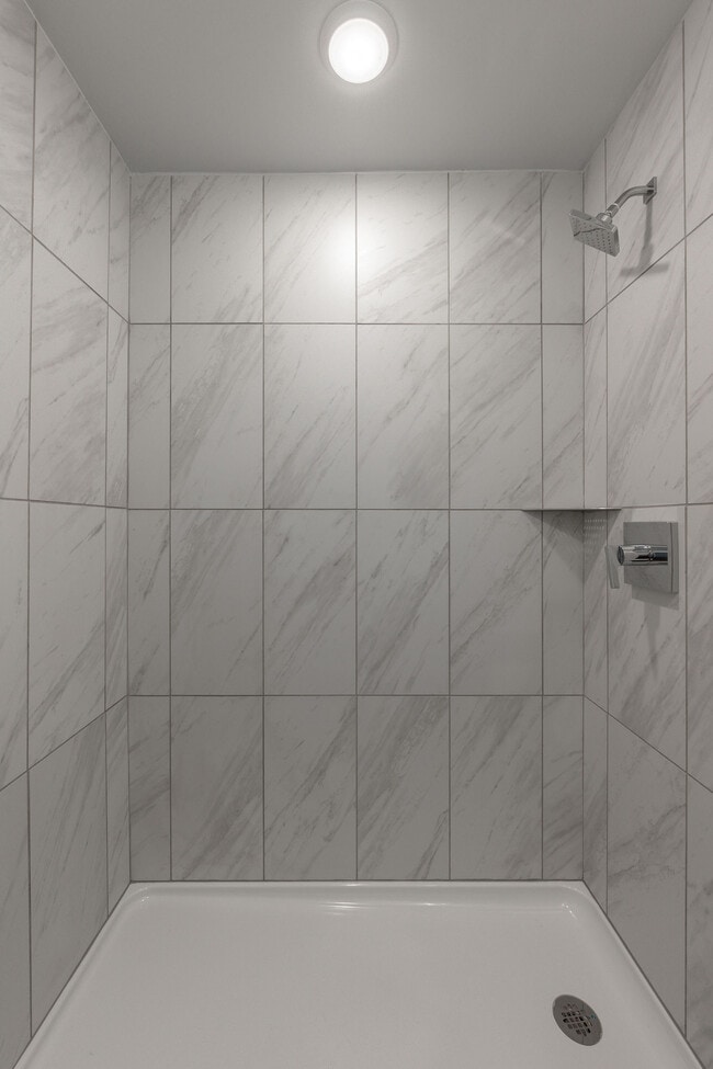 Foto del edificio - Montclair in the Woods