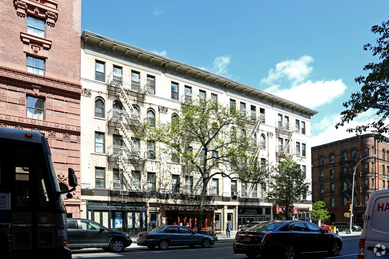 Building Photo - 410 Amsterdam Ave