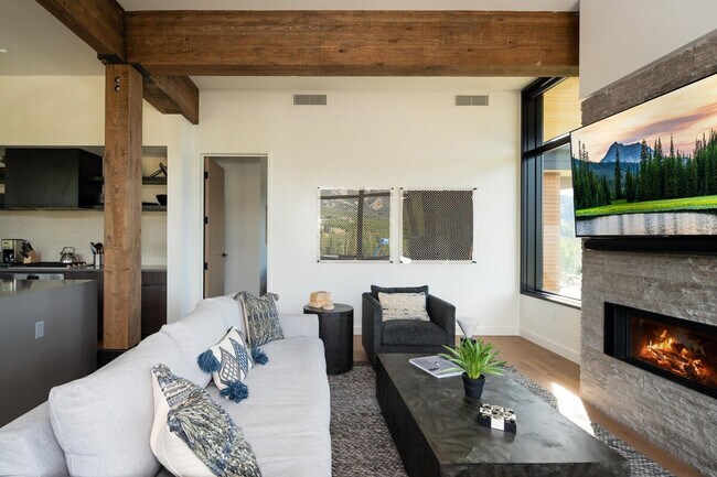 Foto del edificio - 4 Boathouse Way