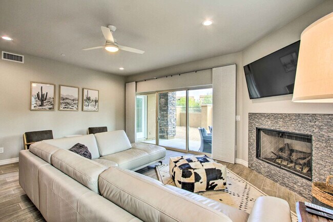 Foto del edificio - 6145 E Cave Creek Rd