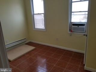 Foto del edificio - 769 Newark Ave