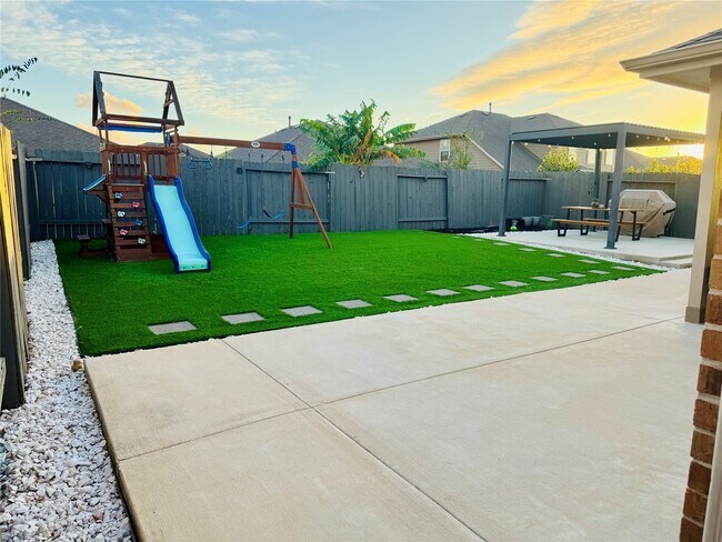 Foto del edificio - 18227 Grayson Blf Wy