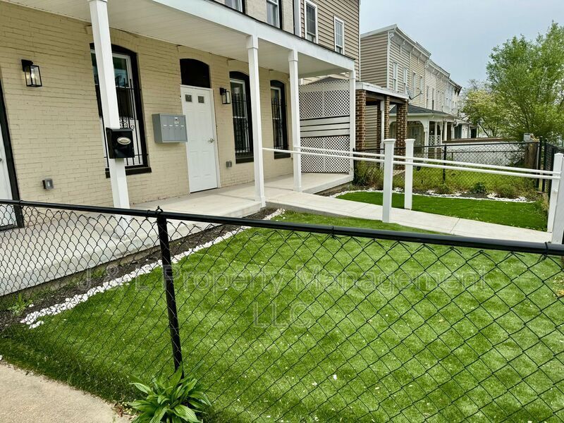 Foto principal - 1602 Cypress St