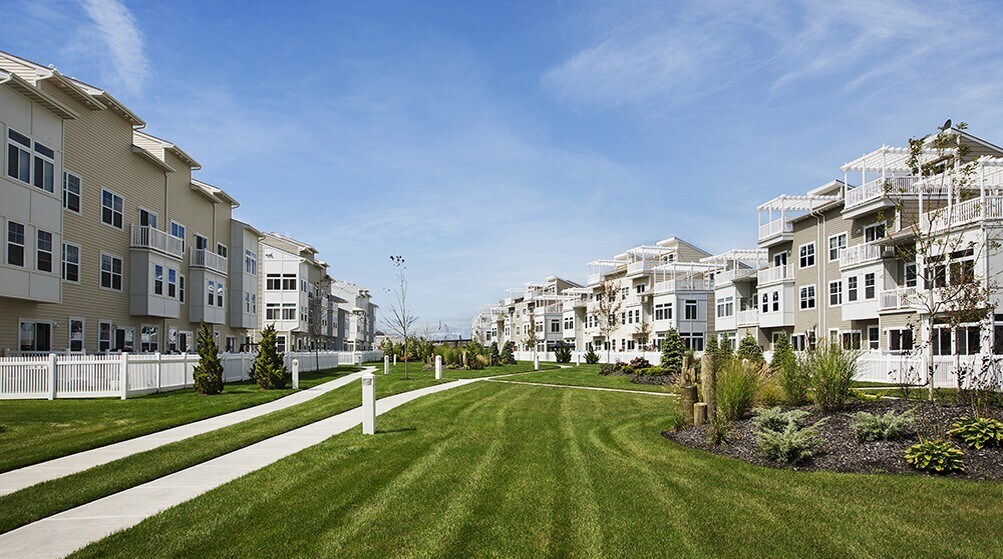 Arverne by The Sea Community - 6512 Ocean Ave S