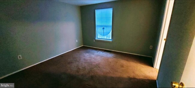 Foto del edificio - 2561 Robinson Pl