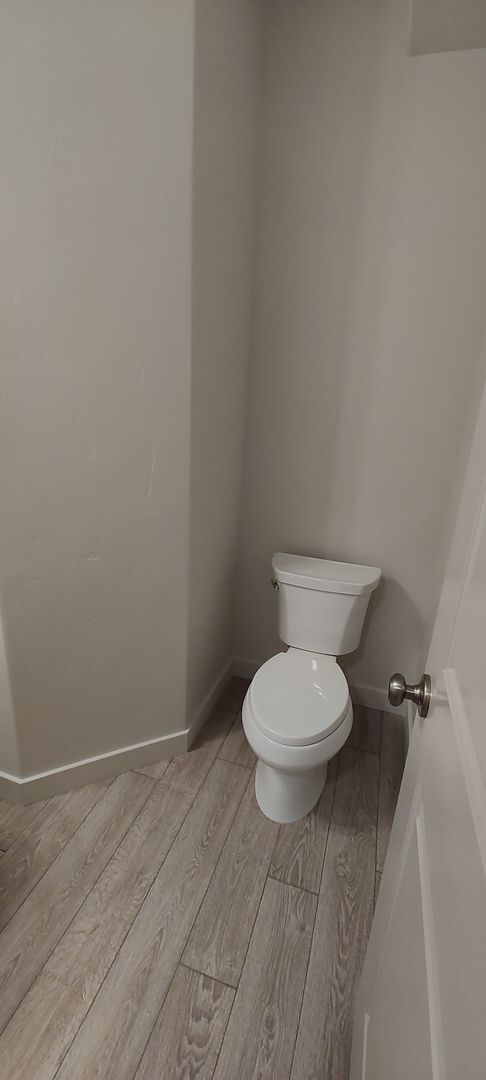 Building Photo - GET $500 OFF THE FIRST MONTHS RENT!!!!