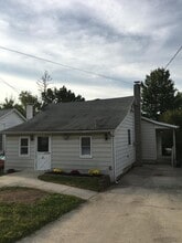 Building Photo - 20 Bowman Rd