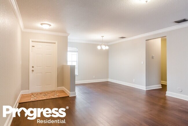 Building Photo - 11961 Donlin Dr