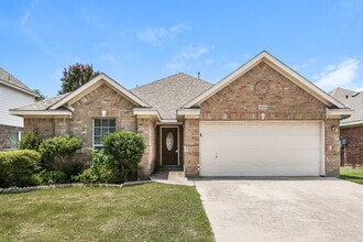 Building Photo - 8504 Rock Creek Dr
