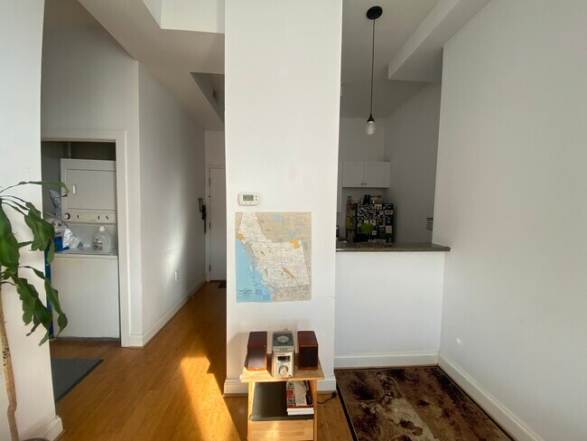 Foto del edificio - 1414 W Marshall St