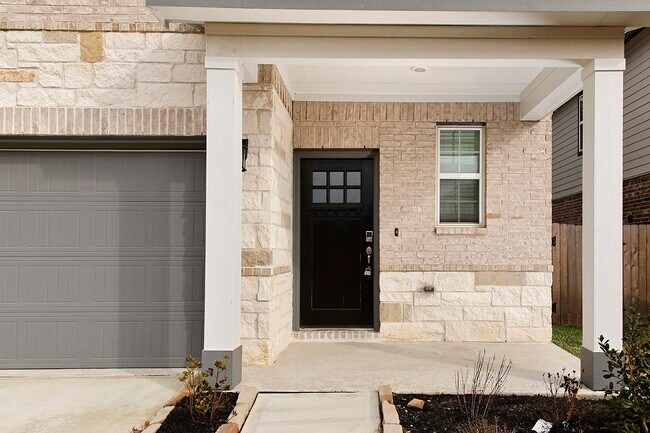 Building Photo - 7922 Alset Dr