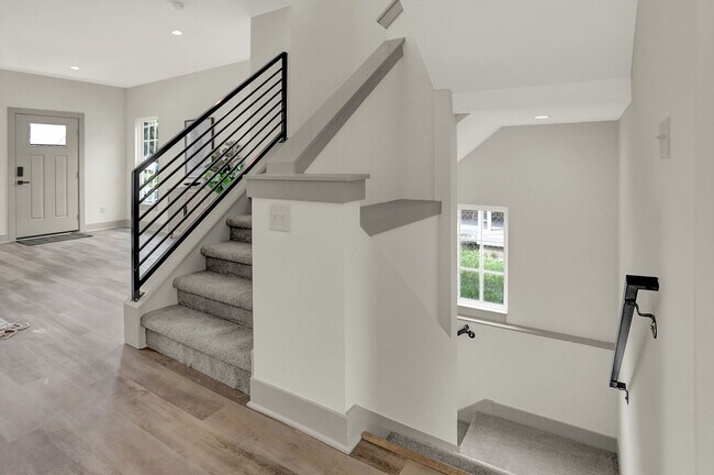 Foto del edificio - Brand New 4 bedroom 4 bath  Build near Eli...
