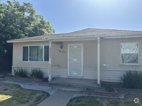 Building Photo - 1334 Grape Ave