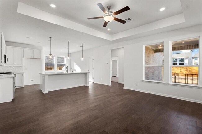 Building Photo - 133 Grn Knl Ln