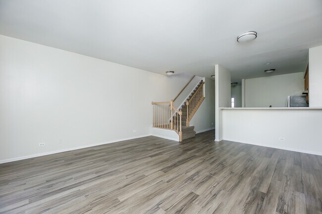 Building Photo - 2943 Kentshire Cir
