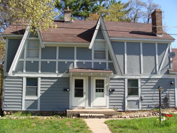 Primary Photo - Belding/Rockford 2 bedroom, 1 bathroom
