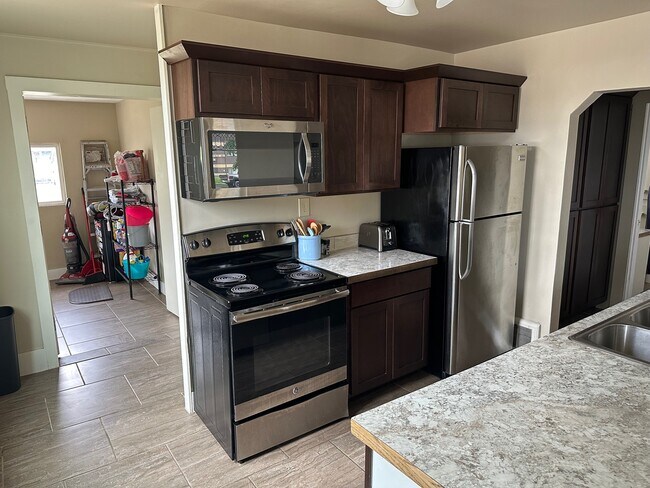 Foto del edificio - 518 E Augusta Ave