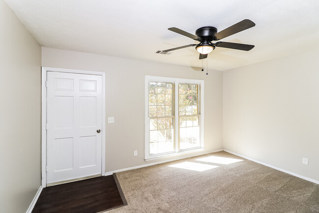 Foto del edificio - 3-Bedroom Brick Home in Carrollton, GA!