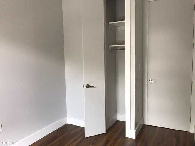 Foto del edificio - 408 Utica Ave