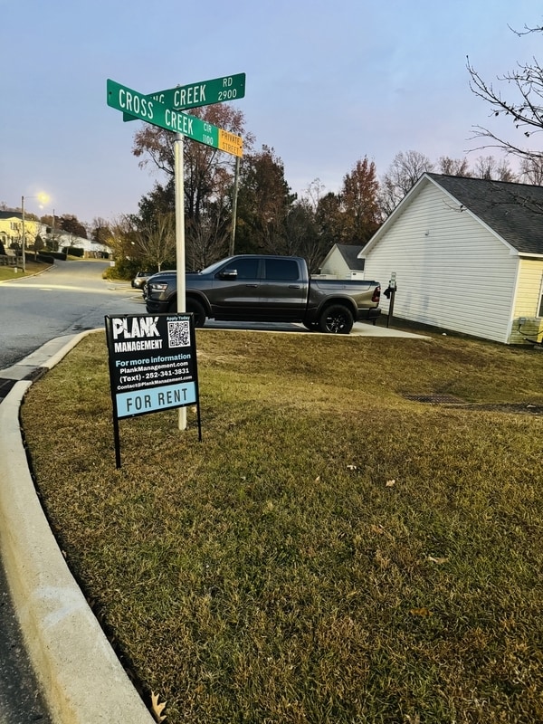 Foto del edificio - 1150 Cross Creek Cir