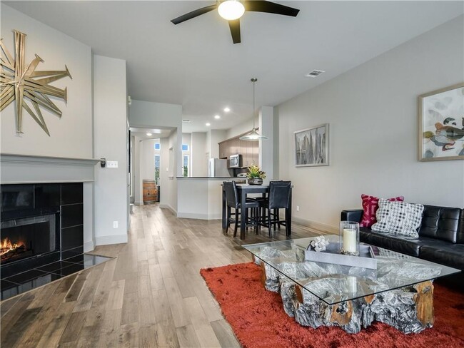 Foto del edificio - 2918 Ranch Rd 620 N