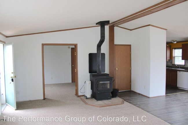 Foto del edificio - 4 br, 2 bath House - 6072 Waterbarrel Rd