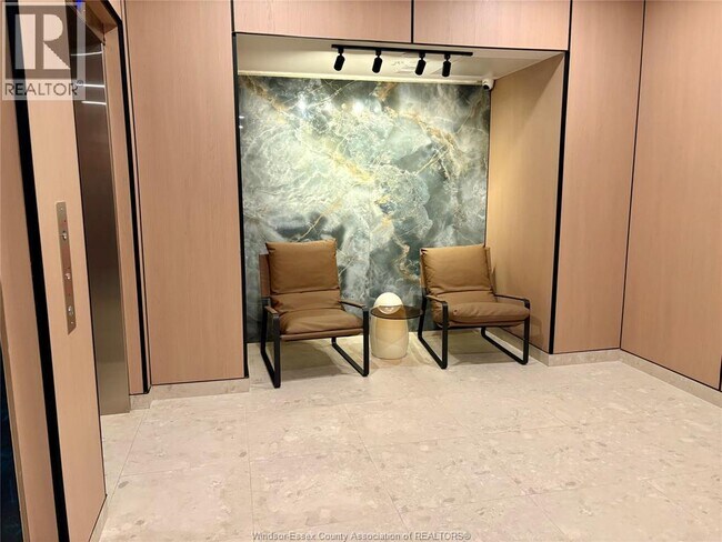 Photo du bâtiment - 4400 Laurier Pkwy