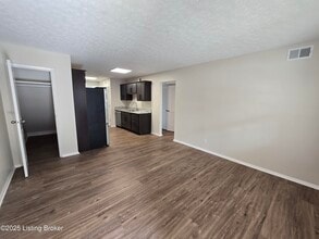 Building Photo - 9124 Kenlock Dr