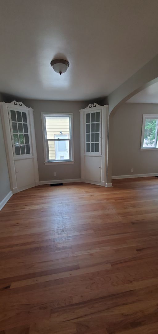 Foto del edificio - Charming 2 bed, 2 bath home located in Cen...