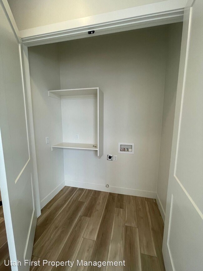 Building Photo - 2 br, 2 bath House - 26 Black Rock Rd