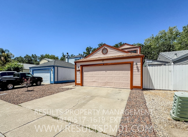 Building Photo - Nicely upgraded Rocklin Home
