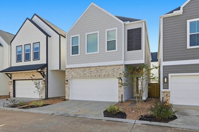 Building Photo - 412 Stonework Garden Ln