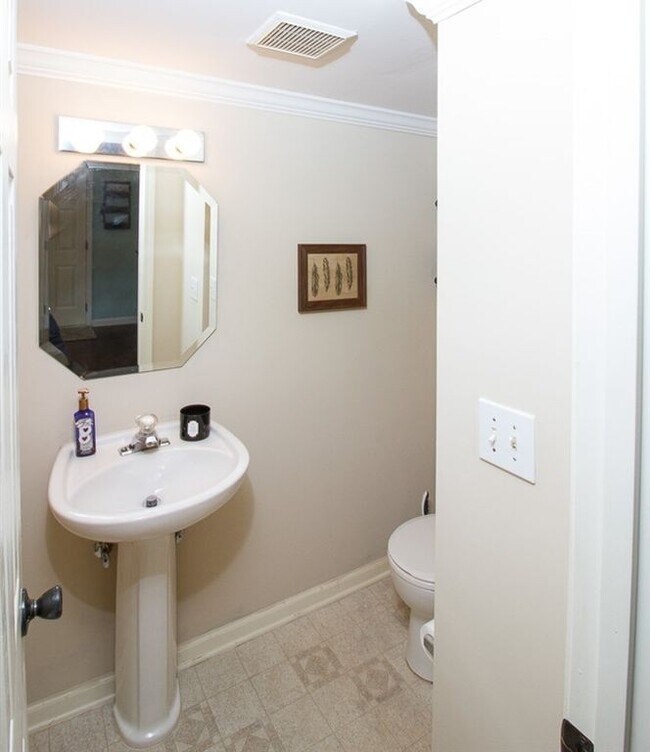 Foto del edificio - Lovely 3 Bedroom 2.5 Bath home in Anderson!!