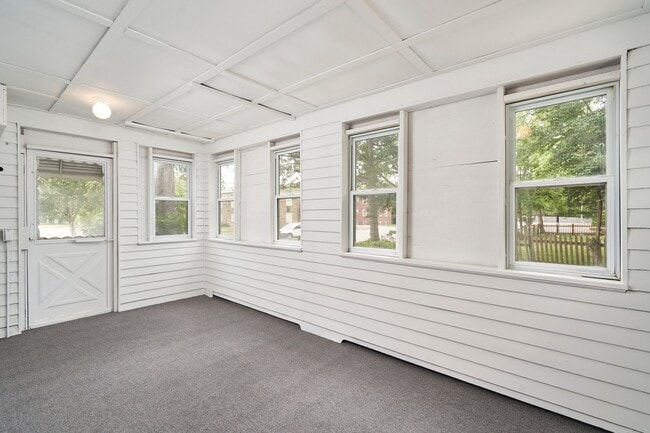 Building Photo - 221 Mulberry St
