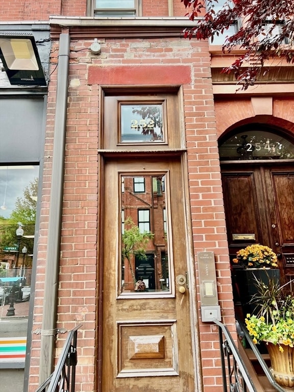 Photo - 252 W Newton St (Boston, MA)