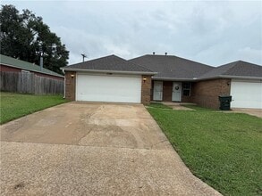 Building Photo - 1160 N Boxley Ave